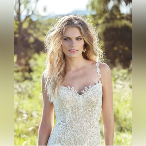 Lillian West Dresses & Skirts - Lillian West Cream/Nude SZ 12 Fitted Sheath Venice Lace Wedding Dress Style 6495